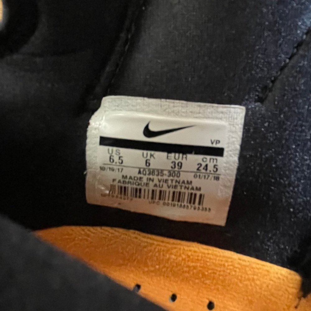 NIKE x UNDEFEATED KOBE 1 PROTRO SNEAKERS - Picture 5 of 8